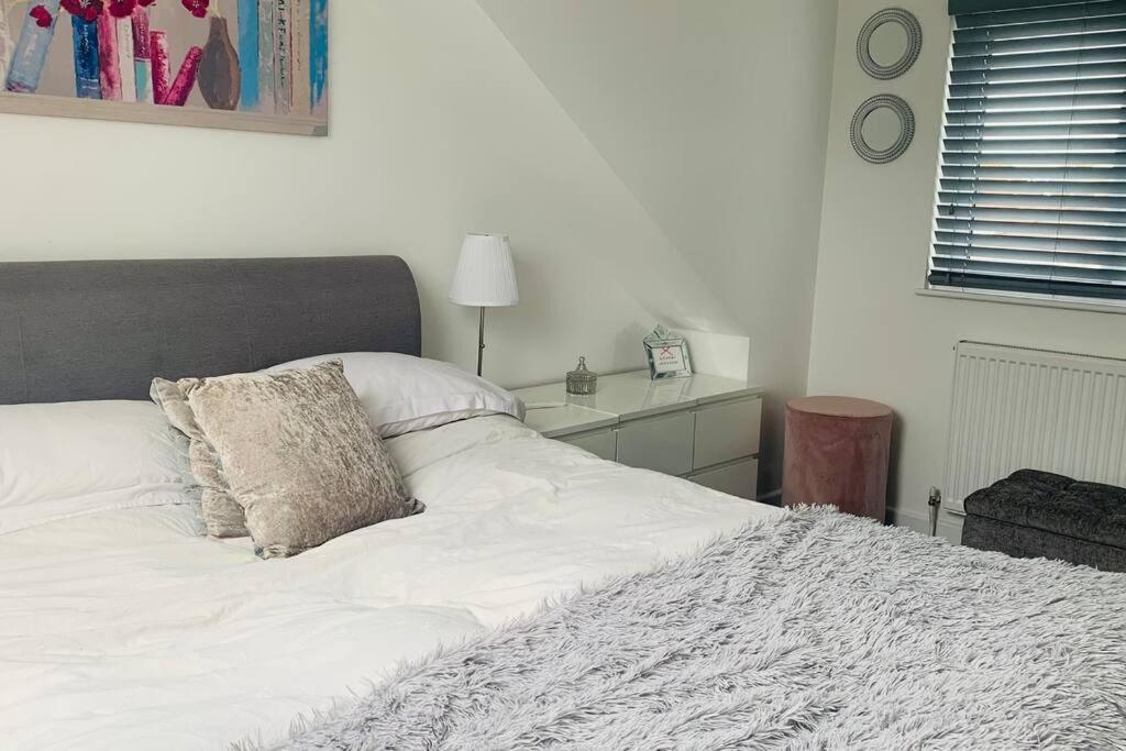 Love Lancing By The Sea With Optional Large Hot Tub Sleeps Up To 8 & Free Parking 빌라 외부 사진